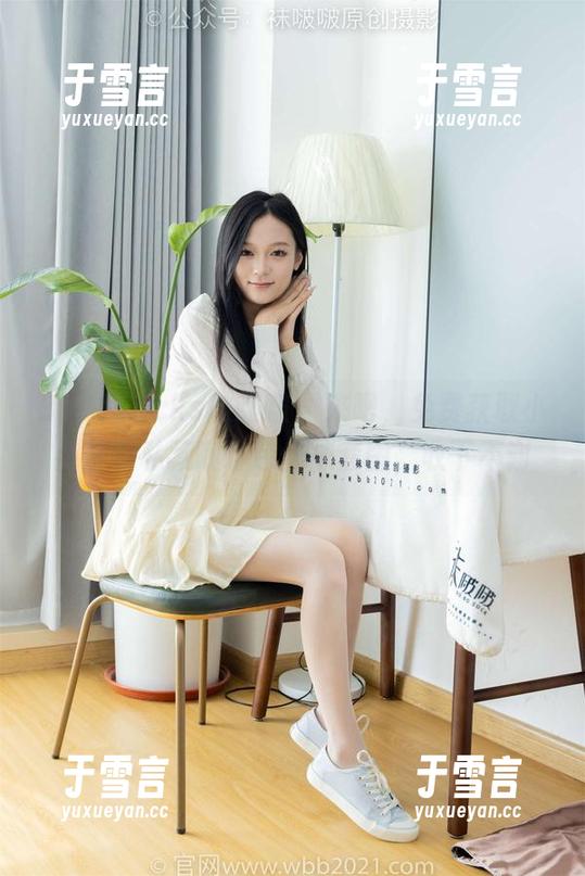 BoBoSocks袜啵啵 - 来吧，免费获取小甜豆的私藏咖啡色丝袜套图，收下不谢
