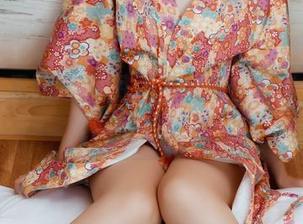 GIRLT果团网 – 图库里躲着的肉丝，王语纯的写意时光。