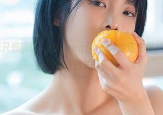 今天我只想聊聊Hyoyeon(김효연)的连衣裙，还有那些悄悄溜进来的资源。