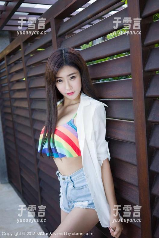MiStar魅妍社 - 赵欢颜Jessica的短裤写真，这种模样能让壁纸失业，真是惊掉我的下巴。