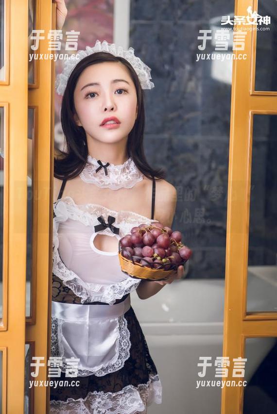 TouTiao头条女神 - 作品里的“梦心玥”：温柔之下的俏皮小心思。