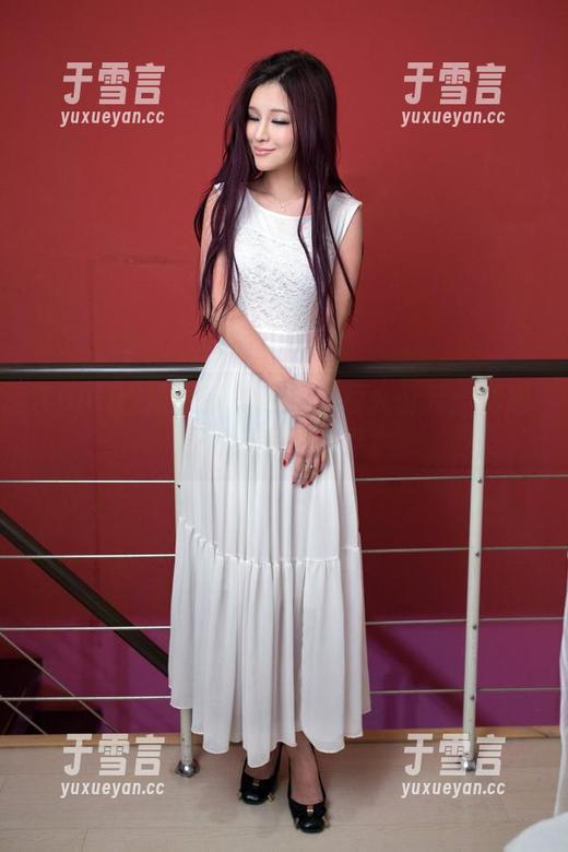 TuiGirl推女郎 - 私拍资源大公开：郑瑞熙，浴室不只有水