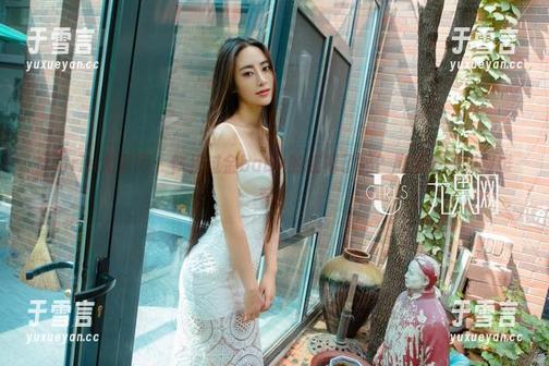 UGirls尤果网 - 你见过金baby的红裙了吗？最新美图强烈推荐！