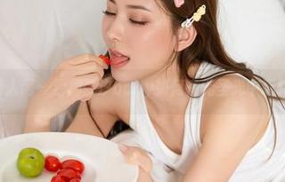 Xiuren秀人网 – 看周慕汐baby如何在无圣光中玩转厨娘风格