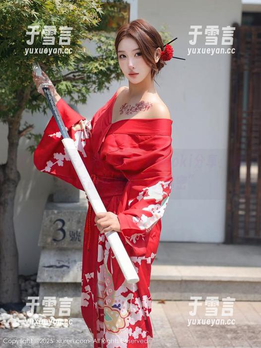 Xiuren秀人网 - 林文文yooki分享：解读作品集里的“小秘密”