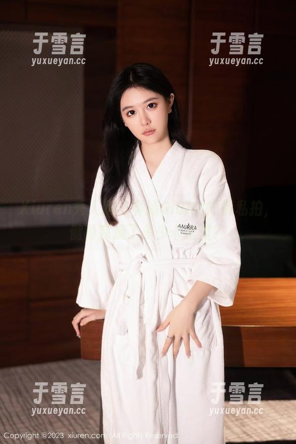 Xiuren秀人网 - 黄婧GIGI的短裤私拍，健身完烧了多少卡路里？