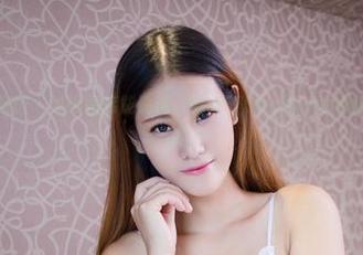 YouWu尤物馆 – 如果图库能说话，陆萱萱Cecilia的姐姐肯定会聊不停。