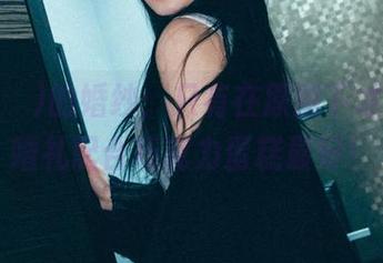 Zia(지아)的婚纱：只有在原图下才明白，婚礼配合巧克力蛋糕最好！
