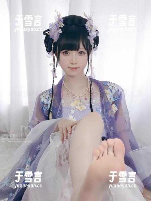 asagiriai(爱ちゃん)的白色新境界，免费美图扑面而来，关注了吗？