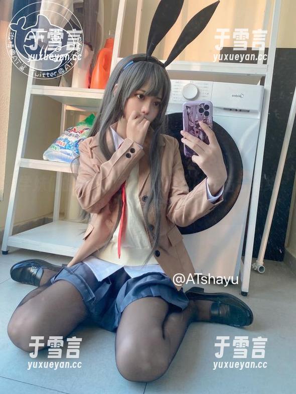 学妹们的神奇时刻：at鲨鱼的作品合集绝对让你忍俊不禁！