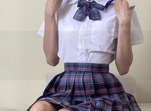 内衣里的eliza喵喵：她的全套写真能把你萌翻吗？