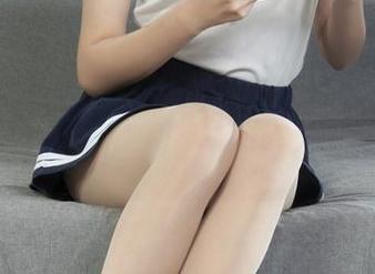 丽柜 – 甜甜的私房原图，双生花的甜蜜，情人之吻一看就让人心头一突。