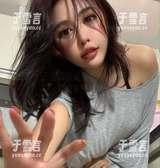 微密圈 - 于芷晴的浴缸福利，光滑的水面下藏着什么？