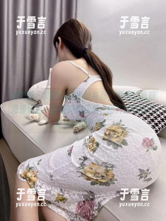 微密圈 - 周妍希的黑丝高跟，原图让我脑海里涌起一阵模糊的迷离，图片却留有几分清晰的色彩。