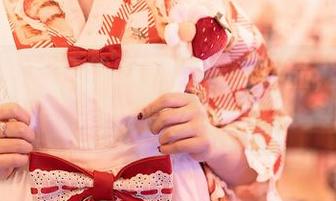 嗲囡囡 – 施忆佳KITTY最新作品，睡衣也可以这么随意