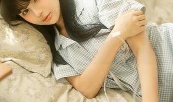 失眠小宁写真集：当瑜伽变成了我的入睡秘籍…但还没学会！
