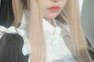 集合了！女主K的私房红色毛衣妹妹们，热乎乎的！