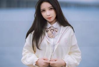 妍子坚不可摧无圣光版《新世纪福音战士》：腹肌与机甲，谁更顶？