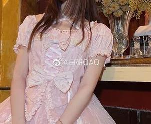 妖君白研的原图又来了，能天使莫斯提马，这次她把我看的七晕八素！
