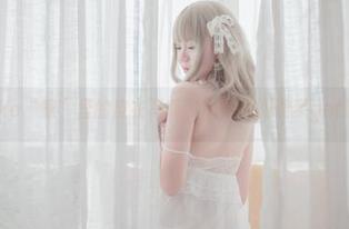 宅夏yoko“家”里的皮衣写真，图集翻阅逐步get新气息！