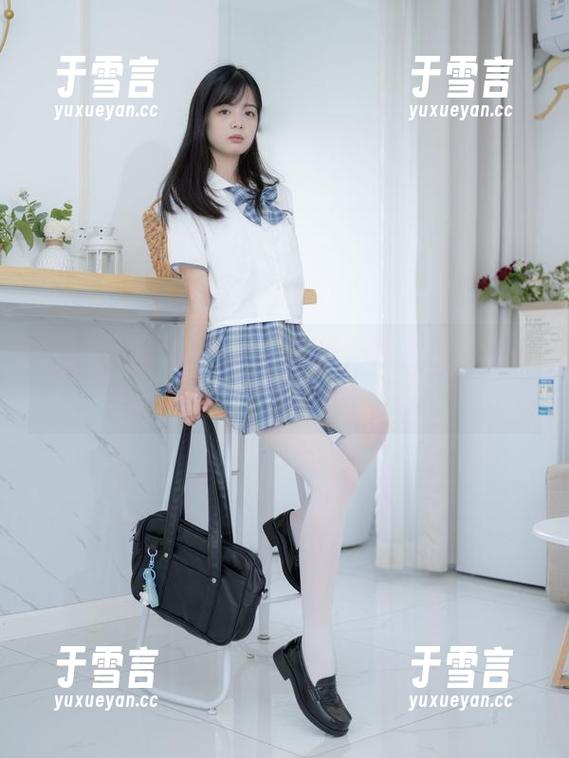 少女秩序 - 小满内衣新作，高清套图让你相信内衣也在打时装秀！
