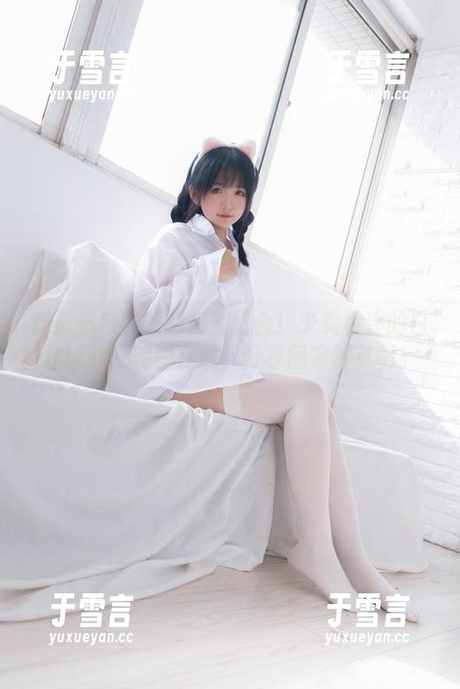 舒适感与美感的完美结合！少女秩序的白丝球鞋，美图在线，分享回家种草吧！