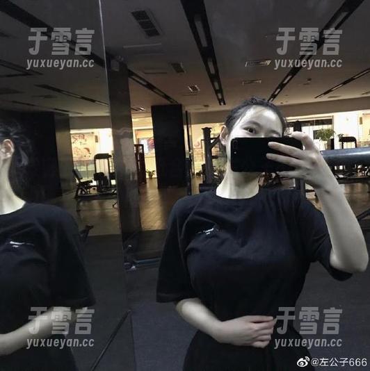 微密圈 - 吊带壁纸合集，左公子666又在续写他的“大胆”传说。