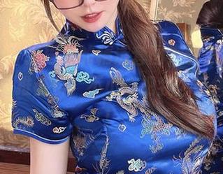 微密圈 – 张思允的精选套图，让黑丝礼服化身迷幻推销员，不小心把我也销售出去了！