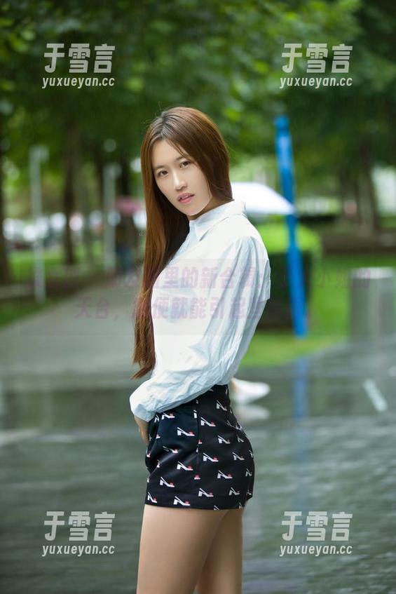 推女郎-于大小姐 推女郎 - 朋友圈里的新合辑:于大小姐的天台,随便就能引起些耳语。