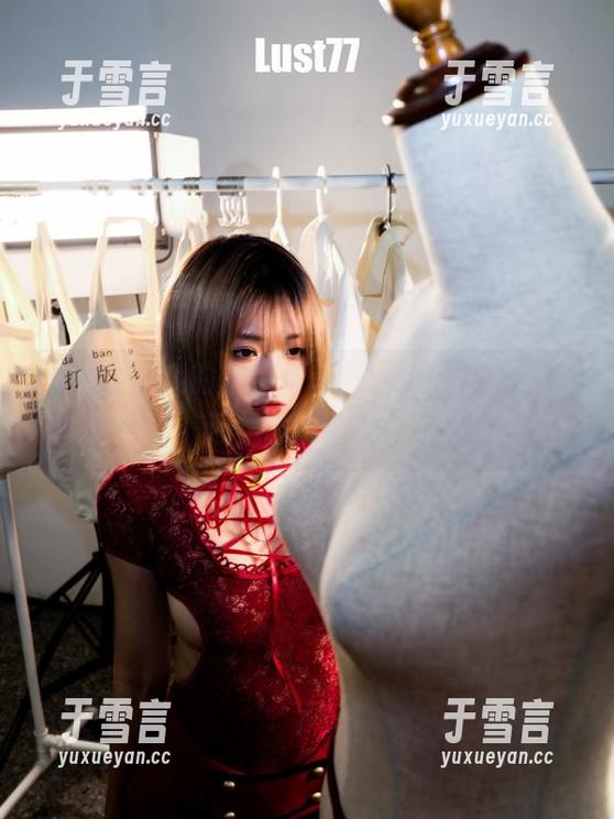 柒柒要乖哦 柒柒要乖哦的水手服,原图到底是步入海洋,还是跳进了漫画里?