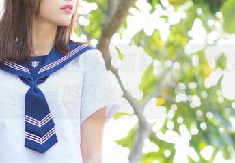 爱蜜社 – 瞧小丽莎萌萌哒的和服定制，忧郁的日本小清新？