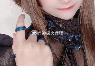 美图如斯，神探火狸狸的明日方舟真能撩动心弦，下载一发！