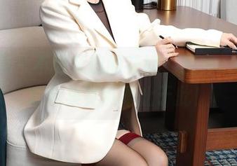 秀人网 – 不同凡响的花嫁，晚苏susu写真全集竟然不止于此！
