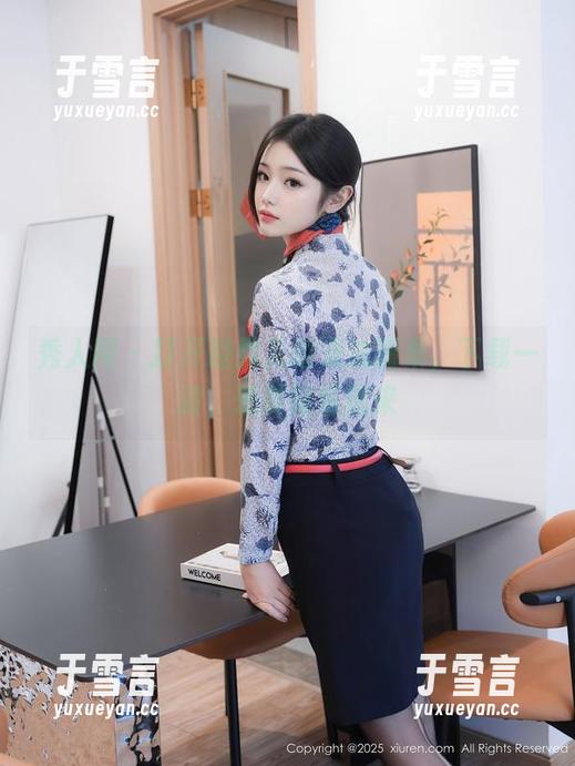 秀人网 - 打开糖果儿的海边图集，下载一波，想要陪练就来