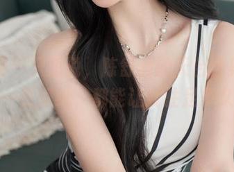 秀人网 – 只想说，陈舒羽的天台合集里随便一张壁纸，都能让我驻足多久。