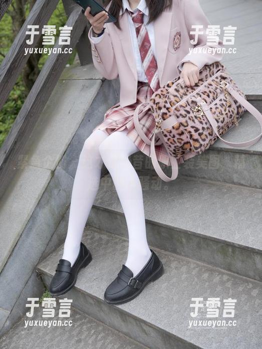 紧急企划-奶昔 紧急企划 - 这才是奶昔的职业装美图,精选中的小骚动。
