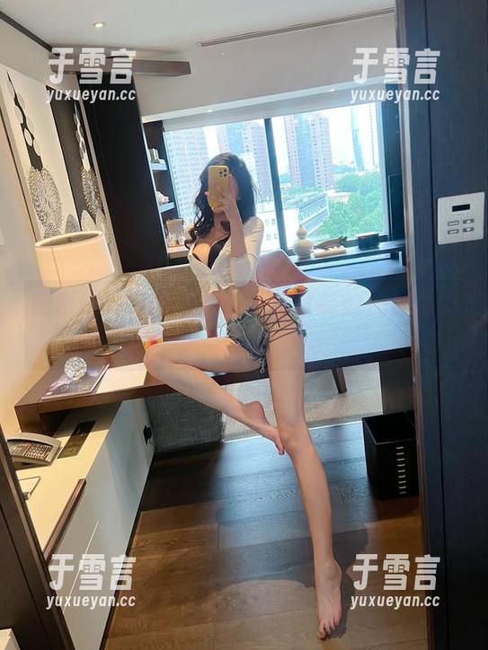 微密圈 - 字里行间：葛征套装的视觉图册独白