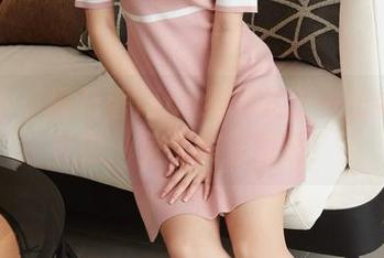 蜜桃社 – 桃乃香Tina给你送上一份特别的礼物：免费美足图册！