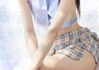 蜜桃社 – 今夜不醉不归：陆萱萱Cecilia在天台上演绎的不止是写真，还有满满的自信。