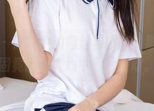 袜啵啵 – 照片中的肉丝与糯米，脚尖微加固竟能让人心中微妙涌动。