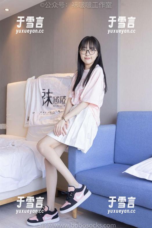 袜啵啵 - 作品全在这！雪糕黑丝私拍让小心脏小鹿乱撞