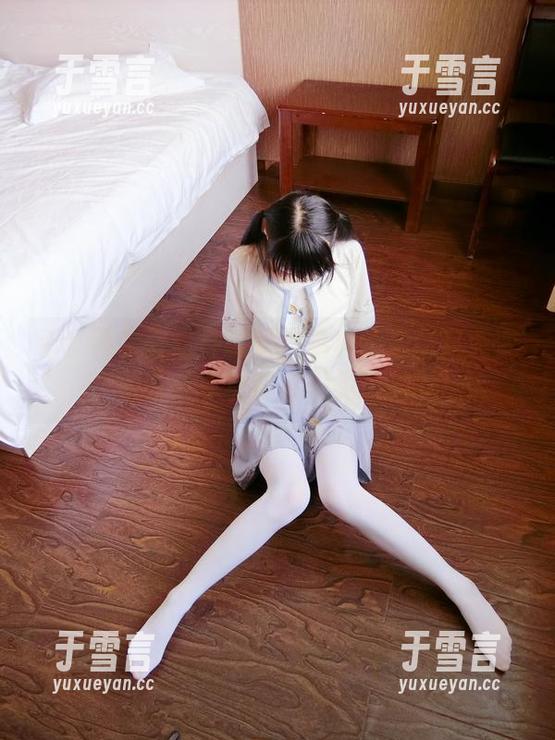 西尔酱 看!西尔酱这件制服作品真的是画风突变,快来分享让朋友们见识一下!