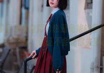 将你的目光移向阿包也是兔娘的图包，灰丝OL搭配，保证不会让你失望哦