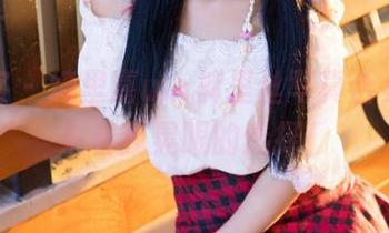 青豆客 – 绮里嘉ula裤里丝写真合集，快来看我晃眼的选择！
