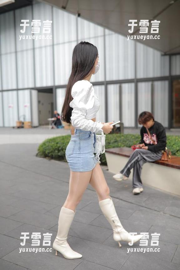魔镜街拍 - 暗藏玄机的午后：分析一下婷婷的包臀灰裙OL照片合集…